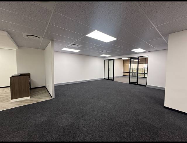 167M² OFFICE TO LET IN BRAAMFONTEIN WERF